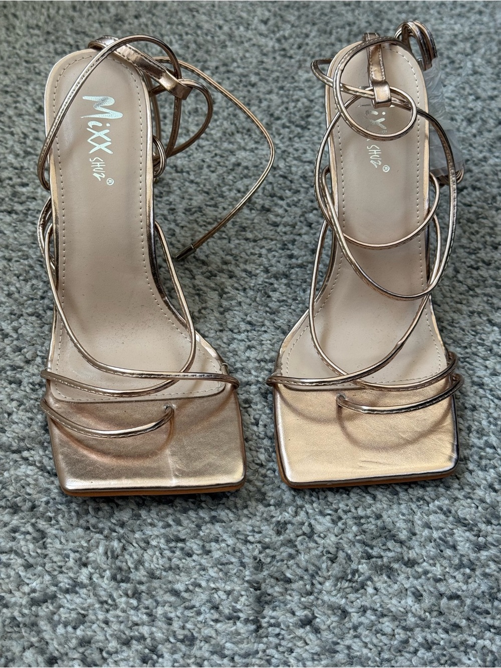 Mixx Shuz Rose Gold Strappy Square-Toe lace up Heels size 7